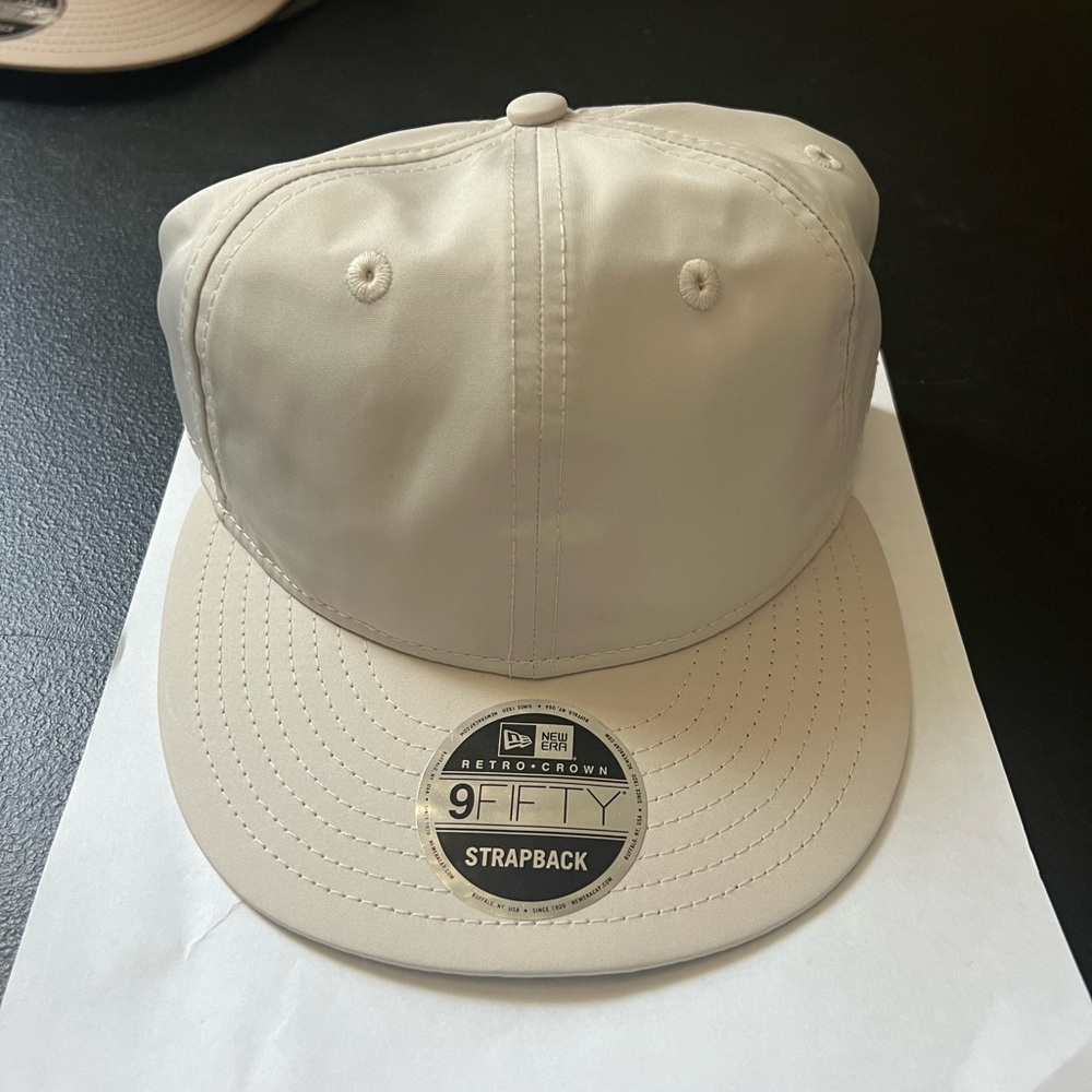 Fear of God x New Era NEW Essentials Beige 9FIFTY Strapback Cap